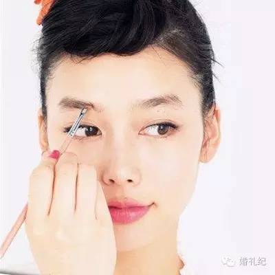 化妝上門錢一般多少_上門化妝一般多少錢_上門化妝多少錢一次