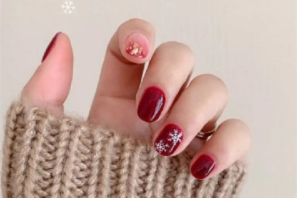 什么是美甲建構_建構美甲是啥_建構美甲是貼甲片嗎