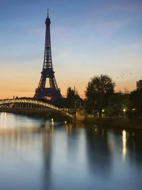 護膚品哪個更好_護膚品好用還是不好_三十歲用什么護膚品比較好